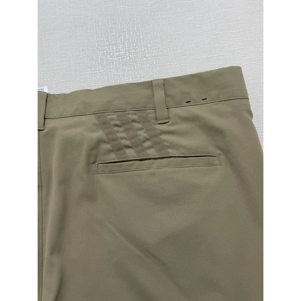 Adidas Men's Golf Flat Front Performance Pants Beige Khaki Tan Sz 36x30 B82628